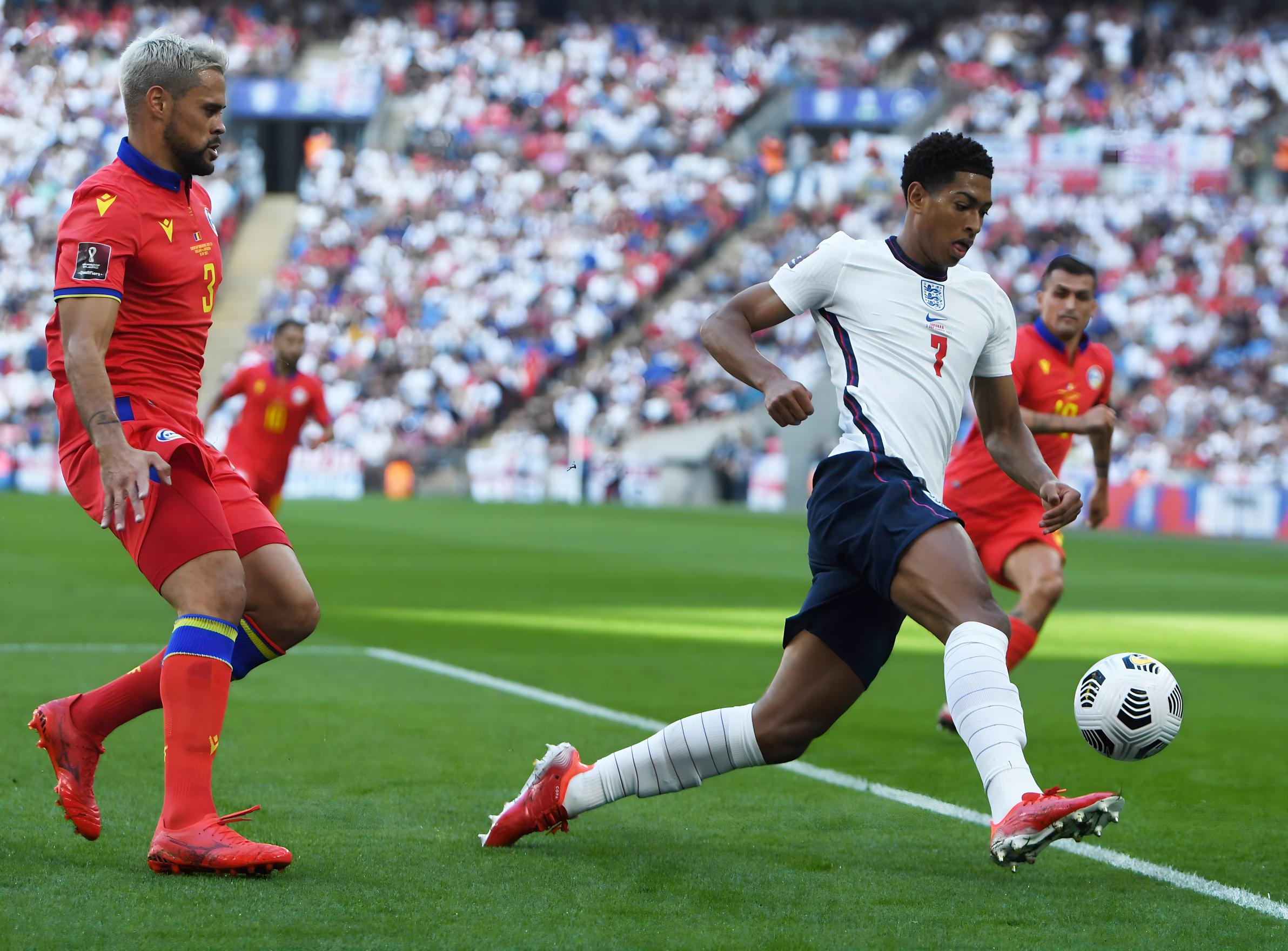 始终胶着的 始终胶着的